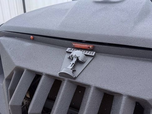 Used 2021 Jeep Gladiator Sport AWD/4WD image 31