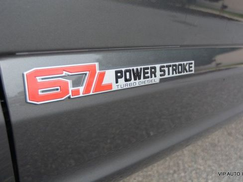 Used 2019 Ford F250 Lariat w/ Lariat Ultimate Package image 36