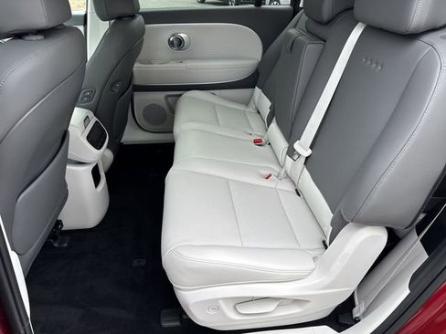 New 2026 Hyundai Ioniq 9 SEL AWD/4WD image 12