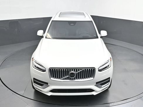 Certified 2025 Volvo XC90 T8 Ultra w/ Protection Package Premier AWD/4WD image 31