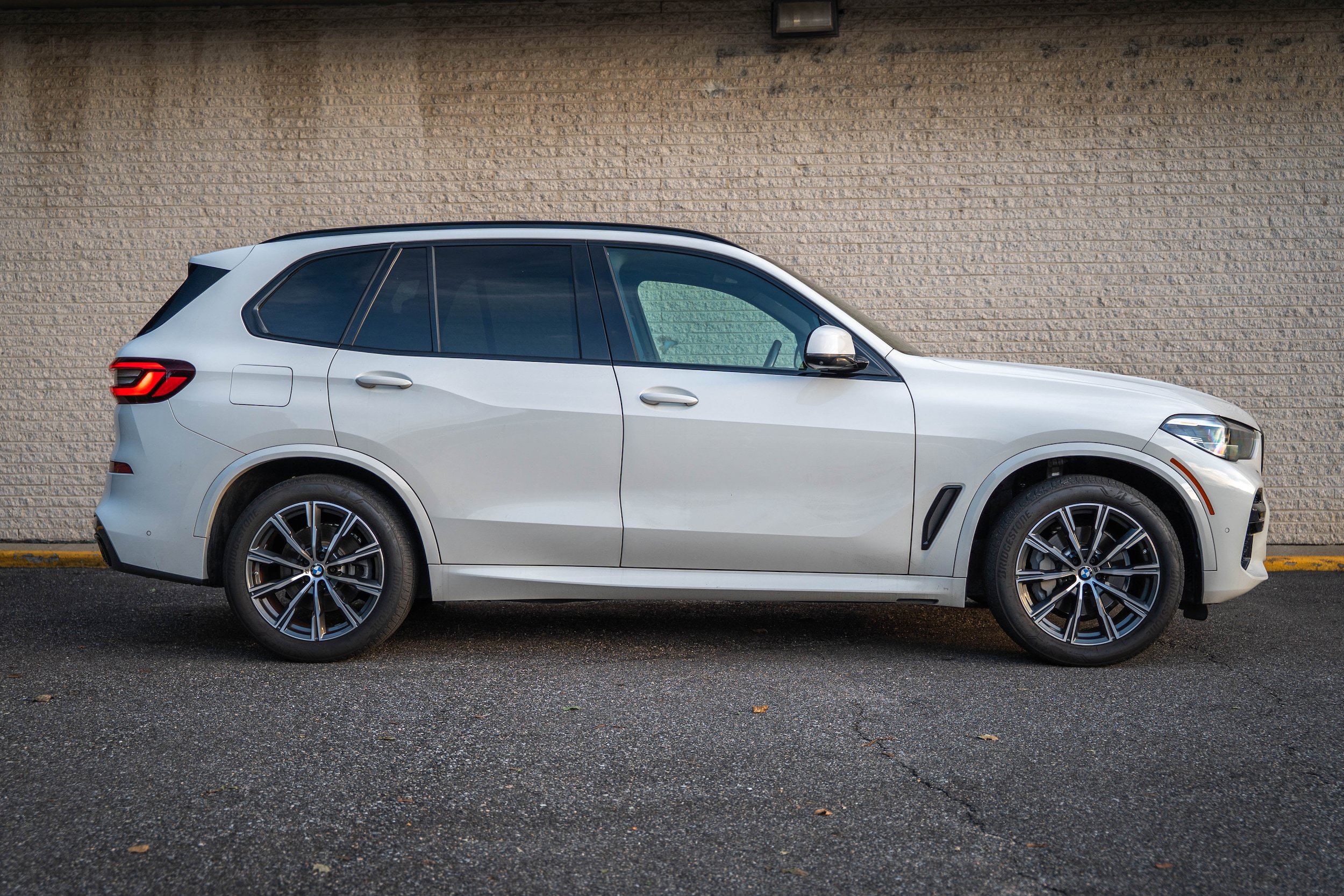 Used 2022 BMW X5 sDrive40i w/ M Sport Package RWD image 8