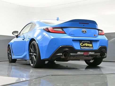 Used 2022 Toyota GR86 Premium w/ ALL Weather Mat Package (TMS) image 50