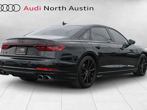 Used 2024 Audi S8 image 3