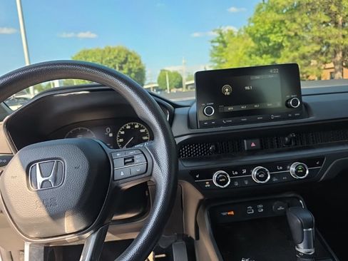 Used 2024 Honda CR-V EX image 20