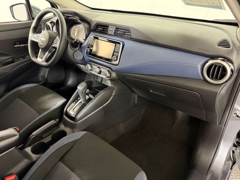 Used 2025 Nissan Versa SV FWD image 24