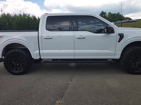 Used 2022 Ford F150 XLT w/ Equipment Group 302A High AWD/4WD image 7