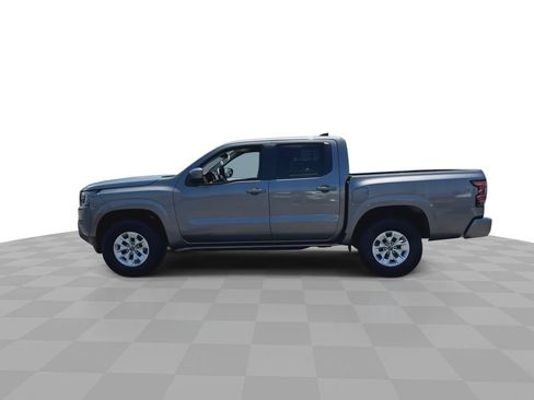 Used 2024 Nissan Frontier SV AWD/4WD image 5