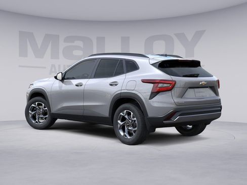 New 2026 Chevrolet Trax LT image 3