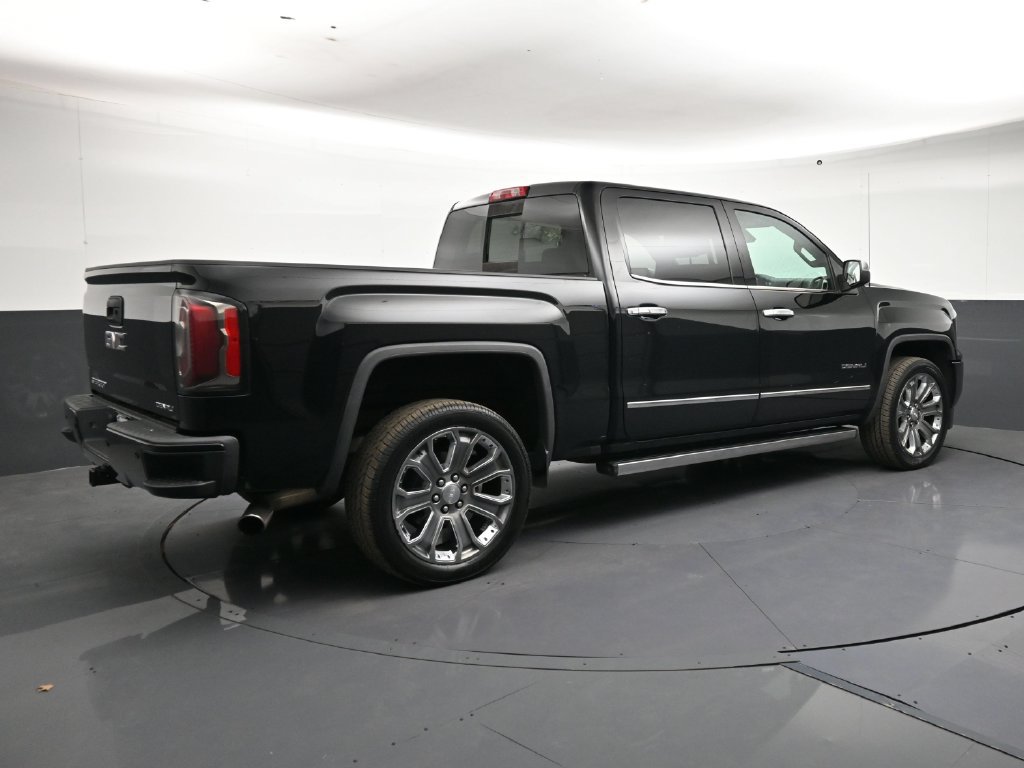 Used 2018 GMC Sierra 1500 Denali w/ Denali Ultimate Package AWD/4WD image 5