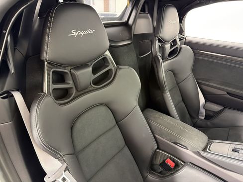 Certified 2021 Porsche 718 Boxster Spyder RWD image 29