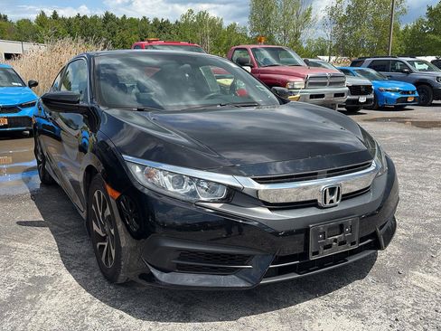 Used 2018 Honda Civic LX-P image 2