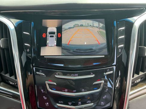 Used 2016 Cadillac Escalade Platinum AWD/4WD image 22