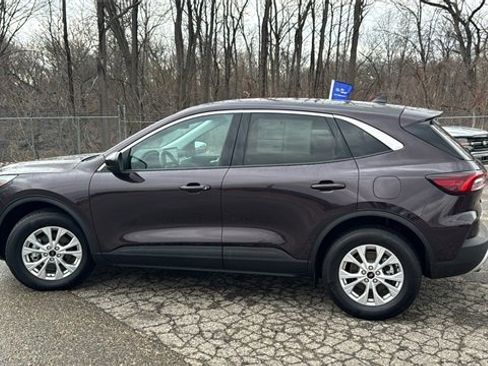 Certified 2023 Ford Escape Active w/ Tech Pack #2 image 6