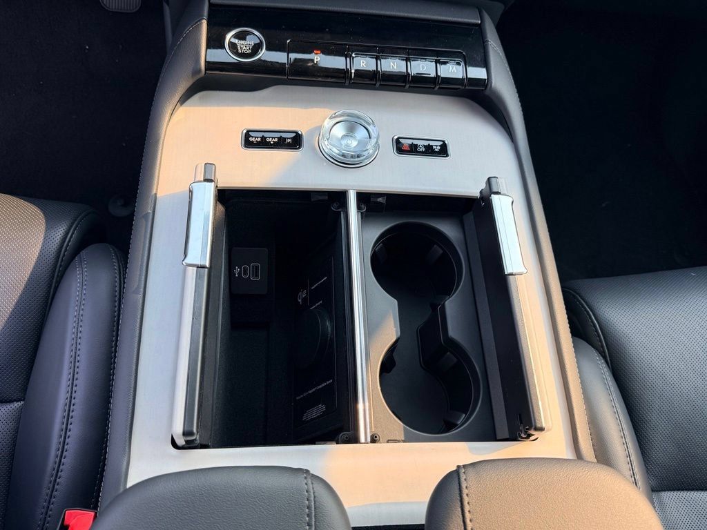 New 2027 Lincoln Navigator Premiere AWD/4WD image 15