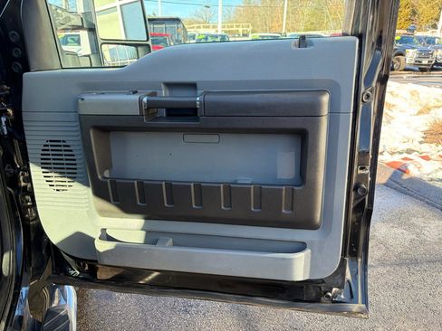 Used 2012 Ford F350 XLT w/ XLT Value Pkg image 36