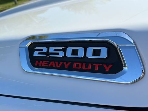 Used 2025 RAM 2500 Big Horn AWD/4WD image 13