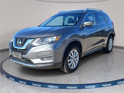 Used 2017 Nissan Rogue SV