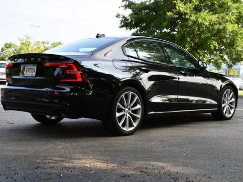 Used 2019 Volvo S60 T5 Momentum w/ Multimedia Package FWD image 7