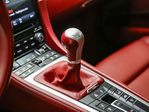 Certified 2024 Porsche 718 Boxster GTS RWD image 24
