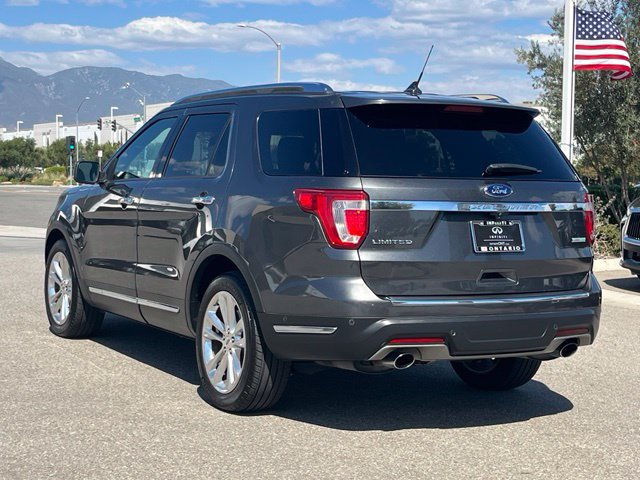 Used 2019 Ford Explorer Limited w/ Ford Safe & Smart Package FWD image 3