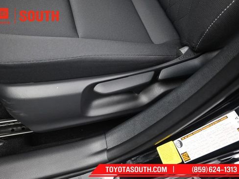 Used 2026 Toyota Corolla LE FWD image 23