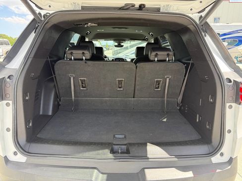 Used 2023 Chevrolet Traverse LT w/ LT Premium Package AWD/4WD image 28