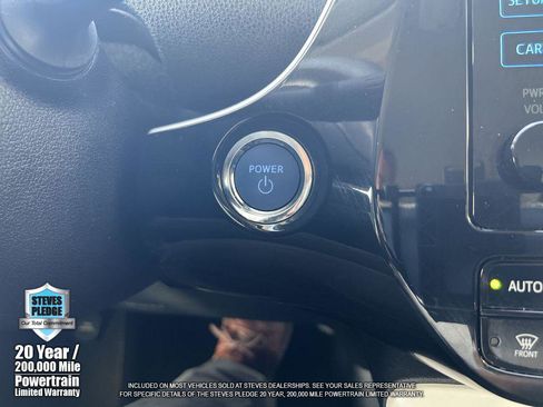 Used 2018 Toyota Prius Two image 20