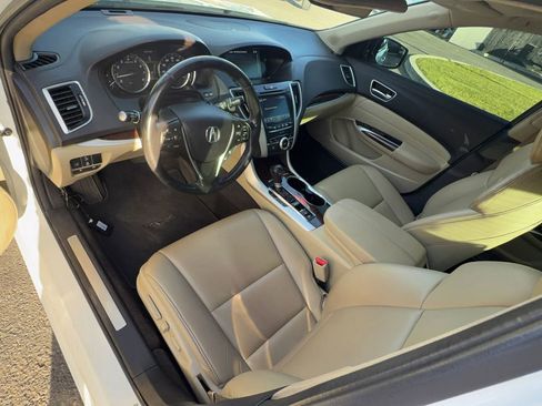 Used 2019 Acura TLX image 13