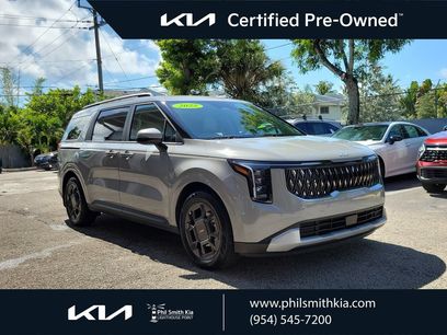 Certified 2025 Kia Carnival EX