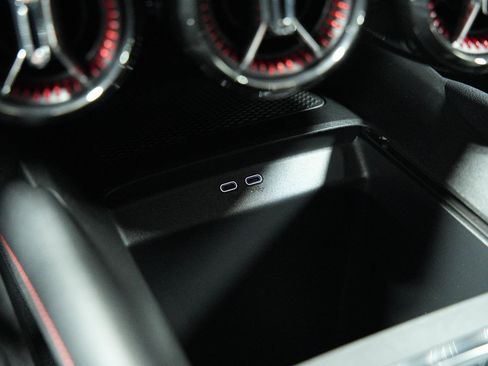 Used 2025 Chevrolet Blazer EV RS AWD/4WD image 42