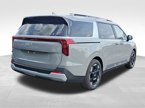 New 2026 Kia Carnival EX image 8