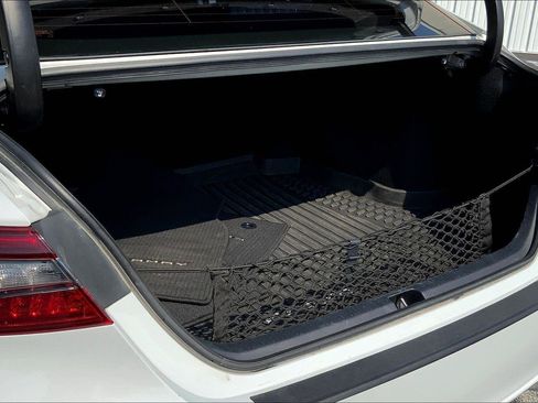 Used 2022 Toyota Camry XSE image 25