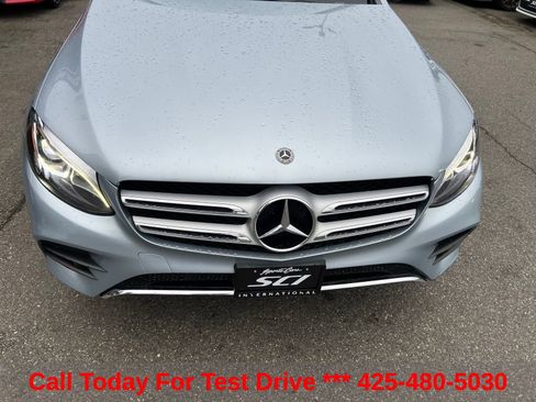 Used 2018 Mercedes-Benz GLC 300 4MATIC image 9