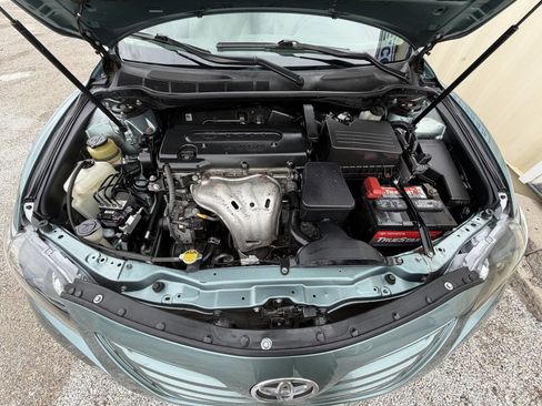 Used 2009 Toyota Camry LE FWD image 17