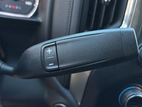 Used 2019 Chevrolet Silverado 1500 LTZ w/ LTZ Convenience Package image 27