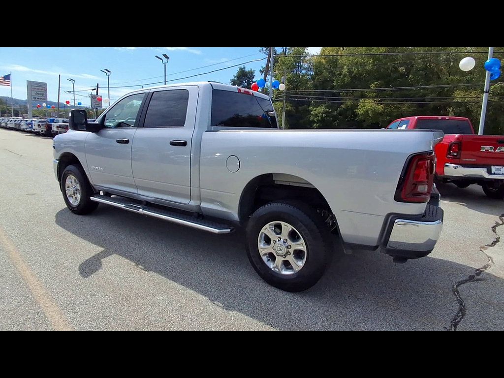 Used 2026 RAM 2500 Big Horn AWD/4WD image 34