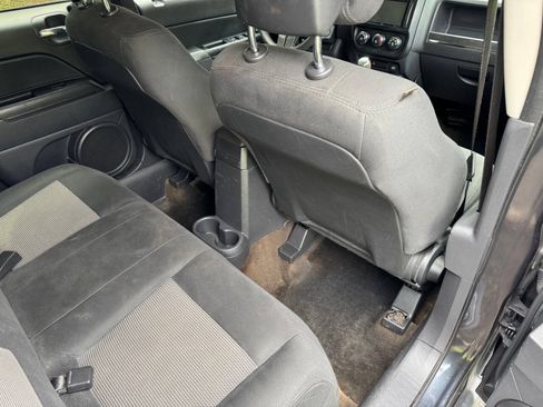 Used 2015 Jeep Patriot Sport w/ Power Value Group FWD image 11