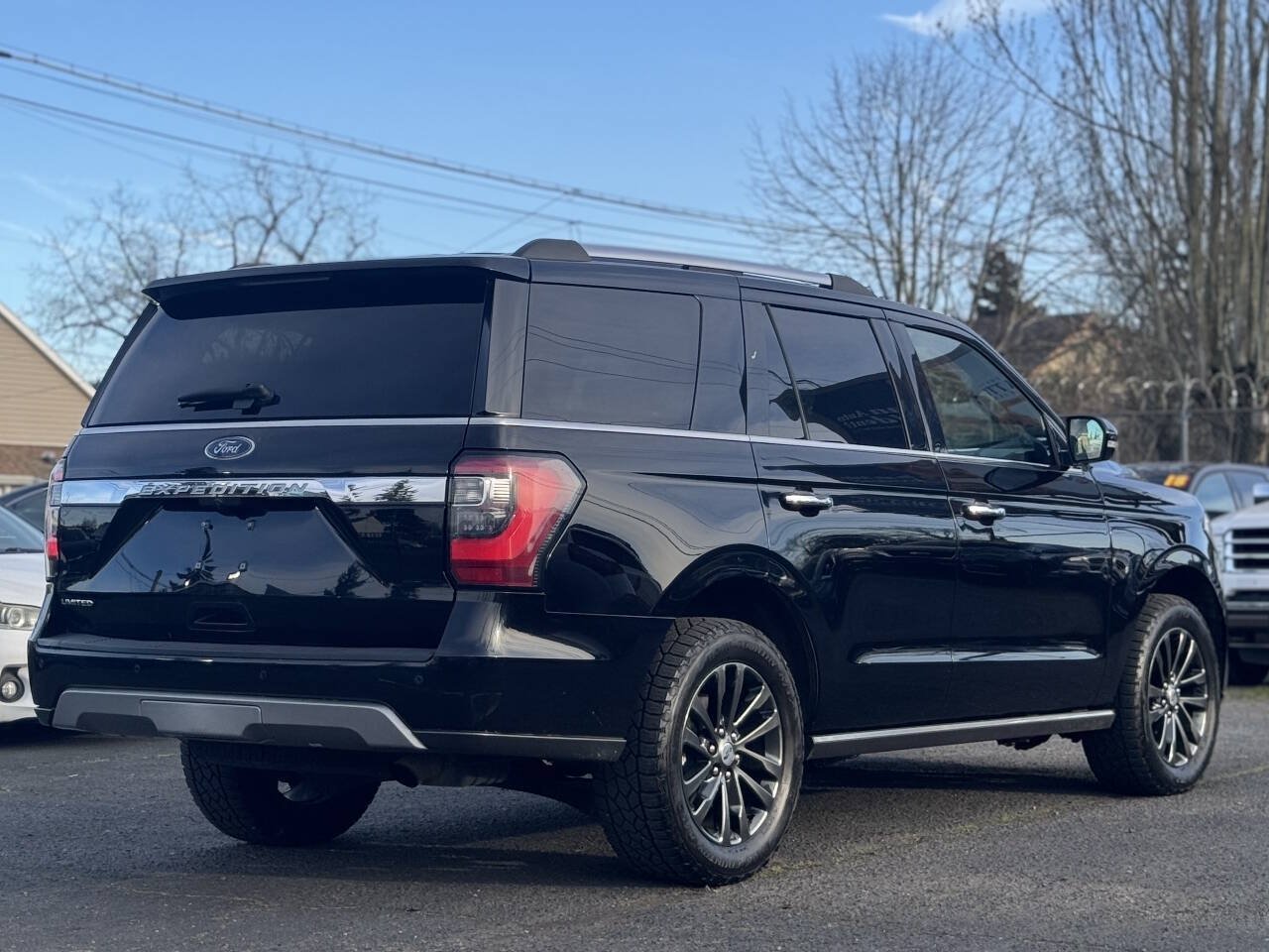 Used 2020 Ford Expedition Limited AWD/4WD image 5