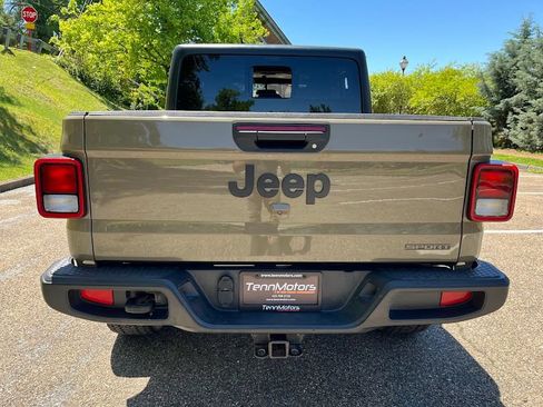 Used 2020 Jeep Gladiator Sport w/ Quick Order Package 24S AWD/4WD image 45