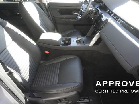 Used 2025 Land Rover Discovery Sport S image 22