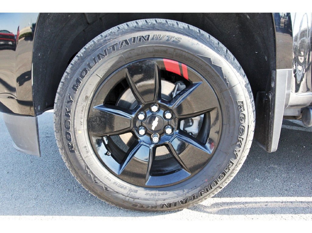 Used 2022 Chevrolet Colorado LT w/ Redline Special Edition RWD image 35