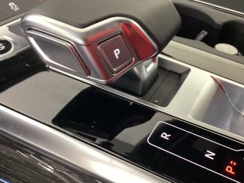 New 2026 Audi Q7 2.0T Premium image 27