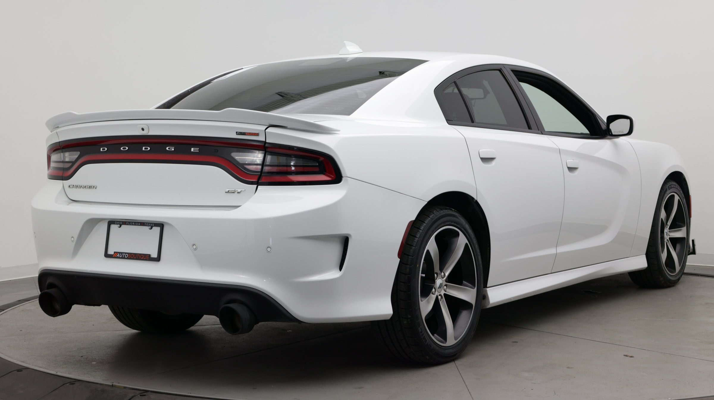 Used 2019 Dodge Charger GT RWD image 7