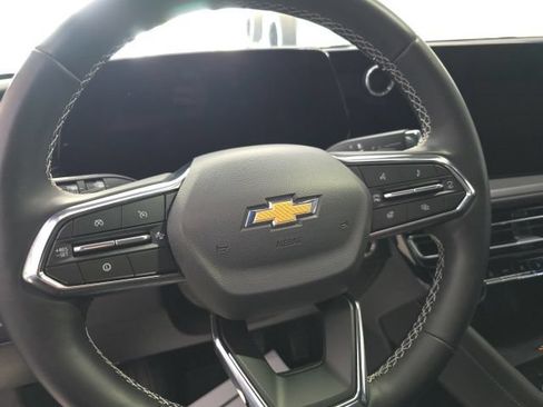 Used 2026 Chevrolet Traverse LT AWD/4WD image 17