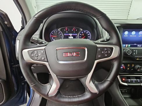 Used 2024 GMC Terrain SLT AWD/4WD image 25