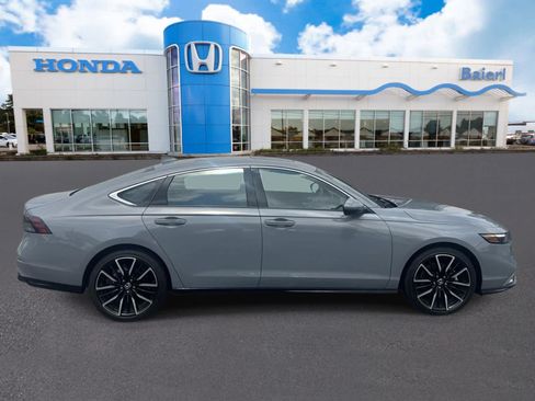 Used 2026 Honda Accord Touring image 6