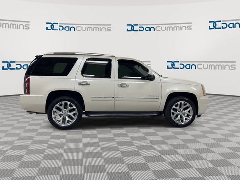 Used 2013 GMC Yukon Denali AWD/4WD image 9