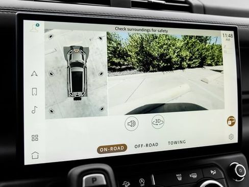 New 2026 Land Rover Defender 130 X-Dynamic SE AWD/4WD image 25