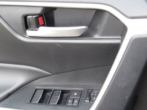 Certified 2024 Toyota RAV4 XLE w/ Convenience Package image 34