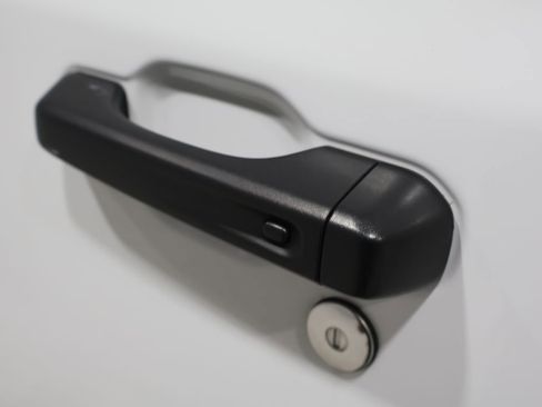 Used 2022 Jeep Wrangler Unlimited Sahara w/ Cold Weather Group image 9